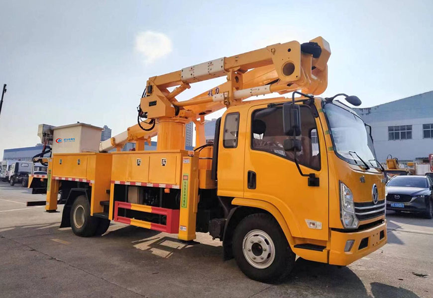 程力集團陜汽K3000絕緣高空作業車